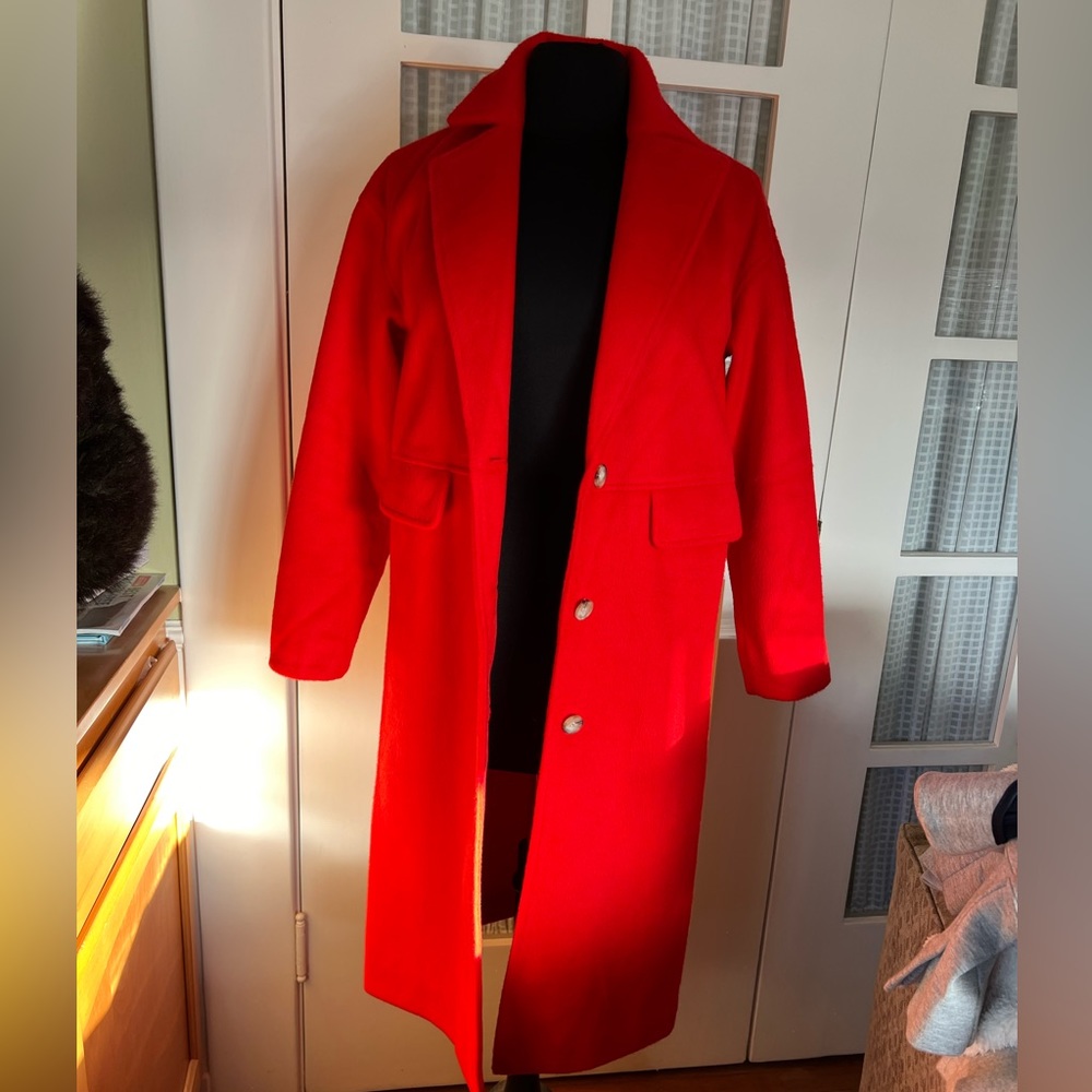 Beautiful Greylin Coat - Picture 12 of 15